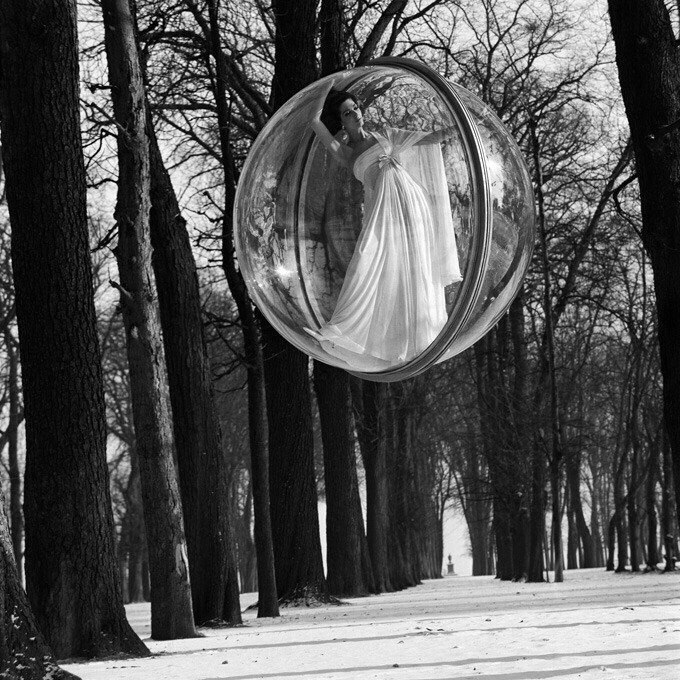 Melvin Sokolsky.Bubble Series, 1963