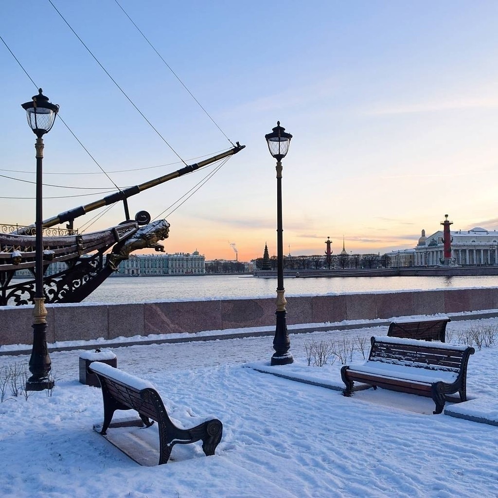 набережная в петербурге