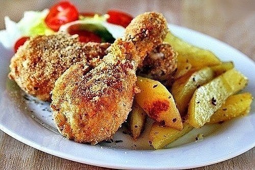 ХРУСТЯЩИЕ КУРИНЫЕ НОЖКИ.ИНГРЕДИЕНТЫ: Куриные ножки — 5 шт Яйцо — 1 шт Кетчуп — 1 столовая ложка ...