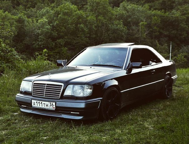 Mercedes-Benz C124