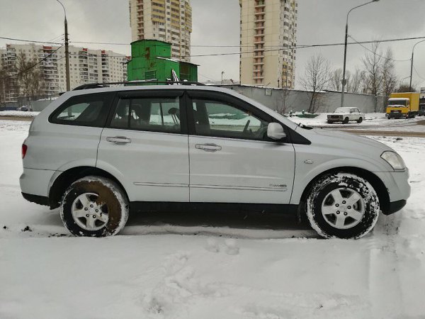 SSANGYONG Kyron 2012 серебристый