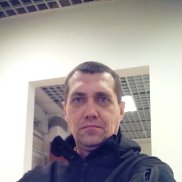 Oleg-oleg, 54 , --