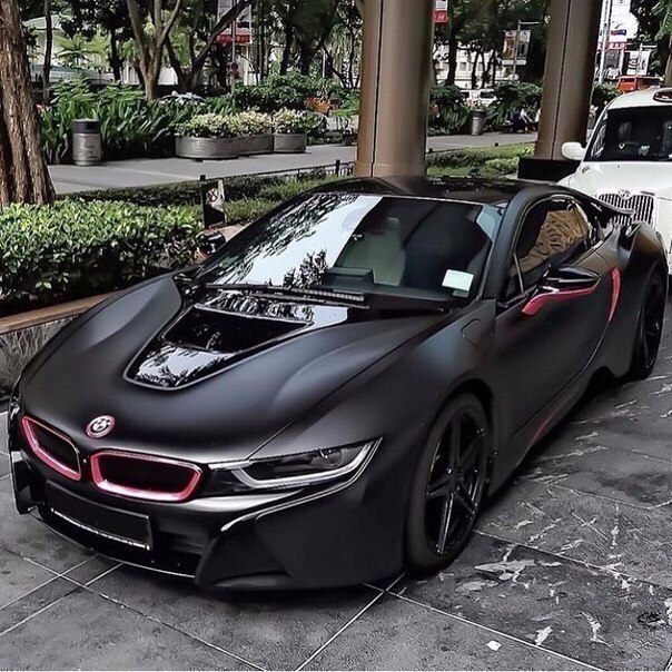 BMW i8