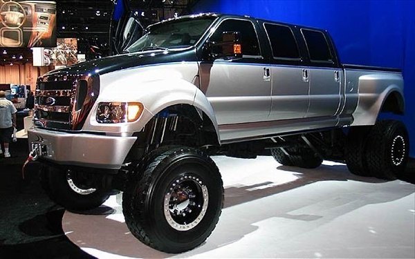 C      Ford F650   12 .