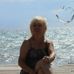 valentina, 59, 