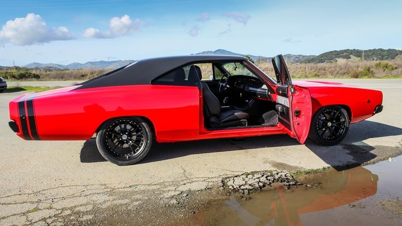 1968 Dodge Charger Custom - 4