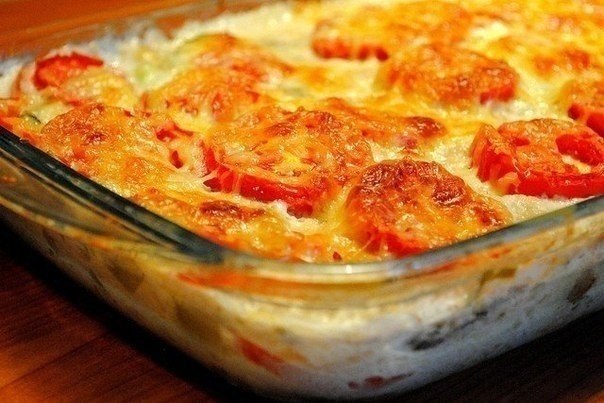 Запеканка из кабачков.На 100 г-94 ккал. Состав:Кабачок 250 гр.,Помидоры 180 гр.,лук зеленый 80 ...
