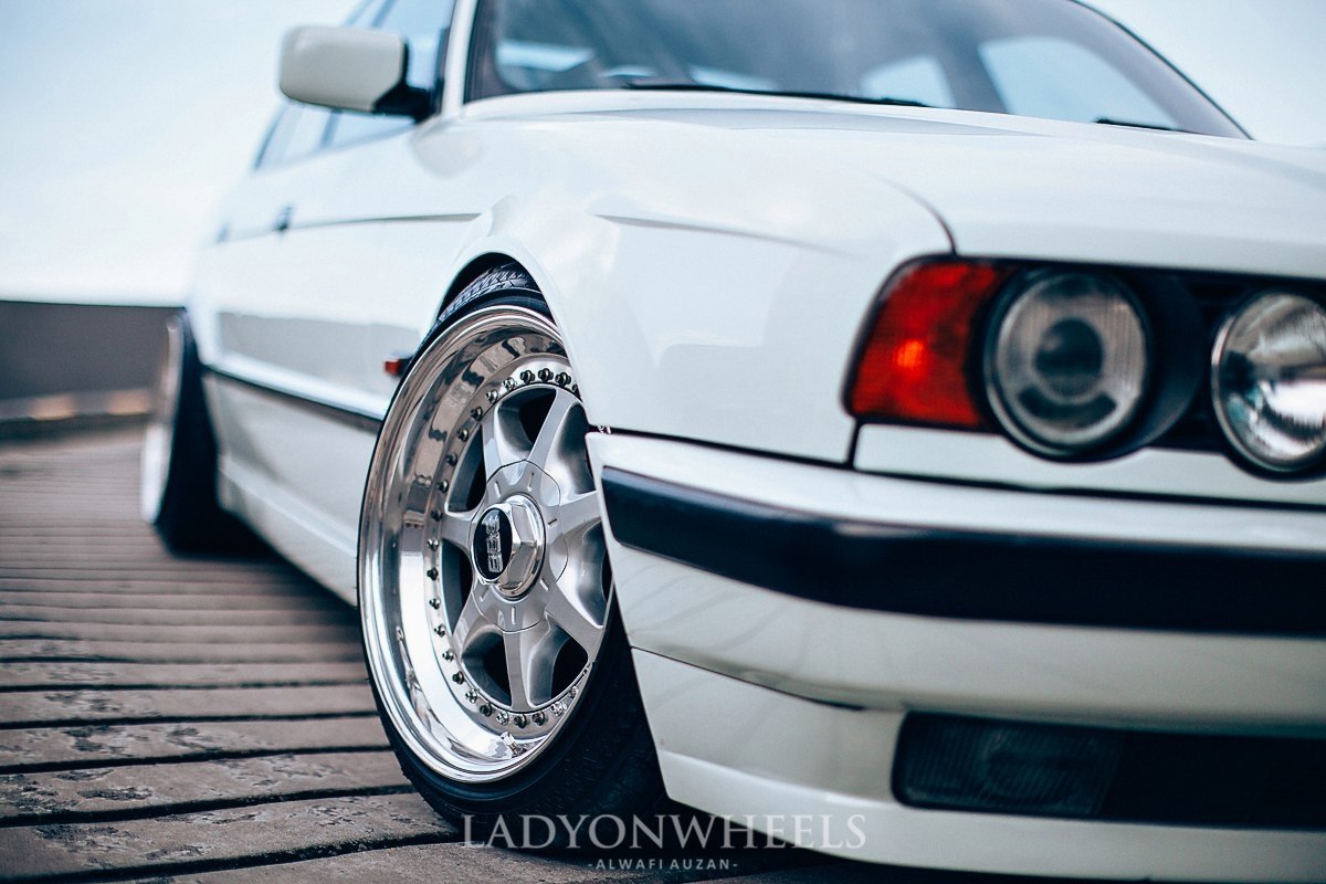 BMW E34 - 4