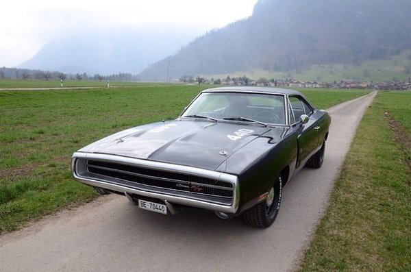 Dodge Charger R/T - 2