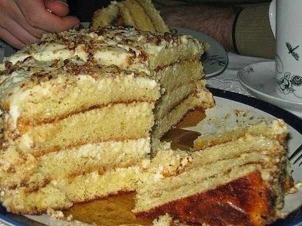 Самый простой и самый нежный торт - ЛАКОМКА. Ингредиенты: для коржей В этом рецепте два коржа, но ...