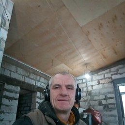 ������, ����, 52 ����