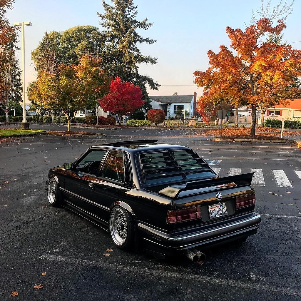 BMW e30