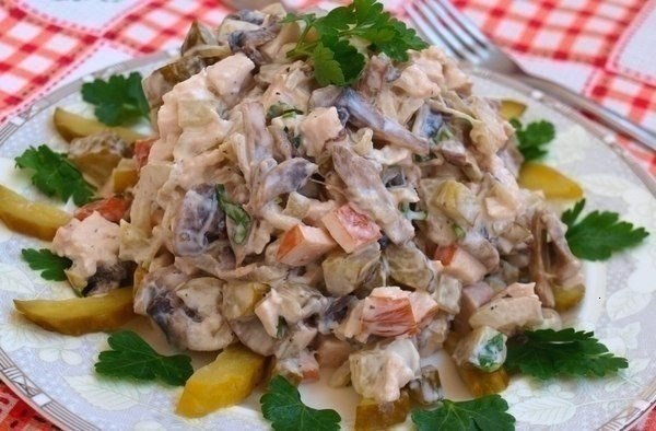 Мясной салат