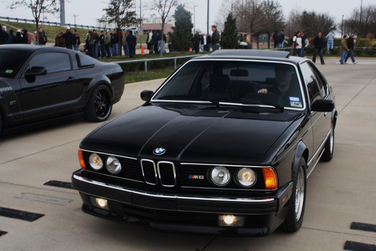 BMW M6 E24 - один из самых редких ///М экземпляров. .Огромный респект владельцам этих уникальных ...