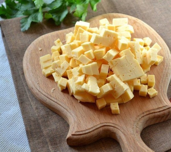 САМЫЙ СЫТНЫЙ САЛАТ.Моё любимое сочетание ингредиентовИНГРЕДИЕНТЫ: Куриная грудка — 300 Грамм Сыр ... - 4