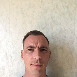 Jevgenij, , 44 