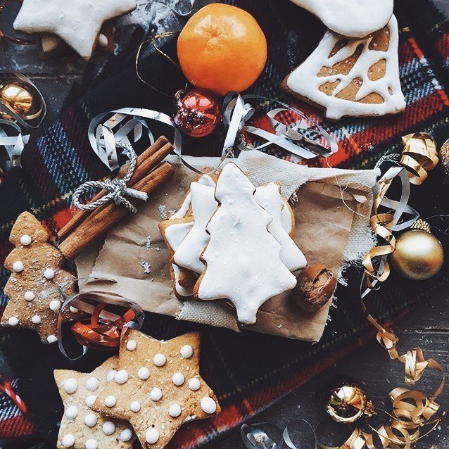  ))).     ,,    ...   ... - 6