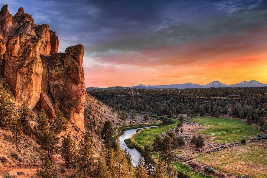      Smith Rock,      ...