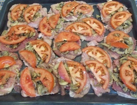 ФРАНЦУЗСКИЕ ОТБИВНЫЕ В ДУХОВКЕ.Аппетитные и сочные кусочки...ИНГРЕДИЕНТЫ: 1 кг свинины (я ... - 3