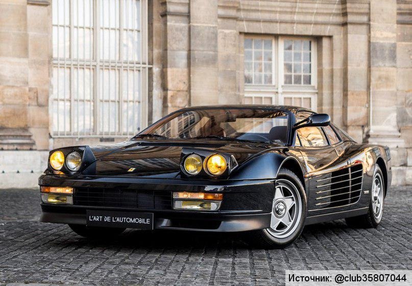 Ferrari Testarossa (1984)