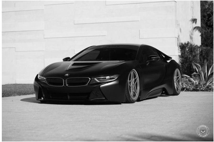 BMW i8