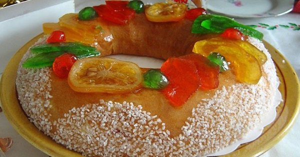 Испанский сладкий хлеб. Ингредиенты Пшеничная мука350 г Молоко125 мл Сахар100 г Сливочное масло75 г ...