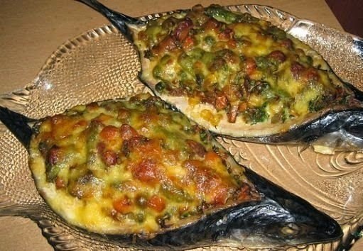 Ай да скумбрия! Ингредиенты: -Свежемороженые непотрошёные или свежие скумбрии - 2шт; -Лук - 1шт; ...