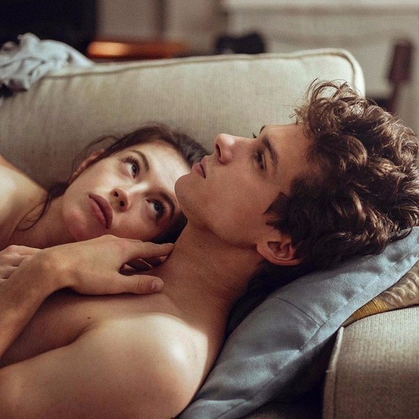 Я звоню ей каждый день. Обедаю ведь я каждый день? Раз есть время на обед, значит, есть время ...