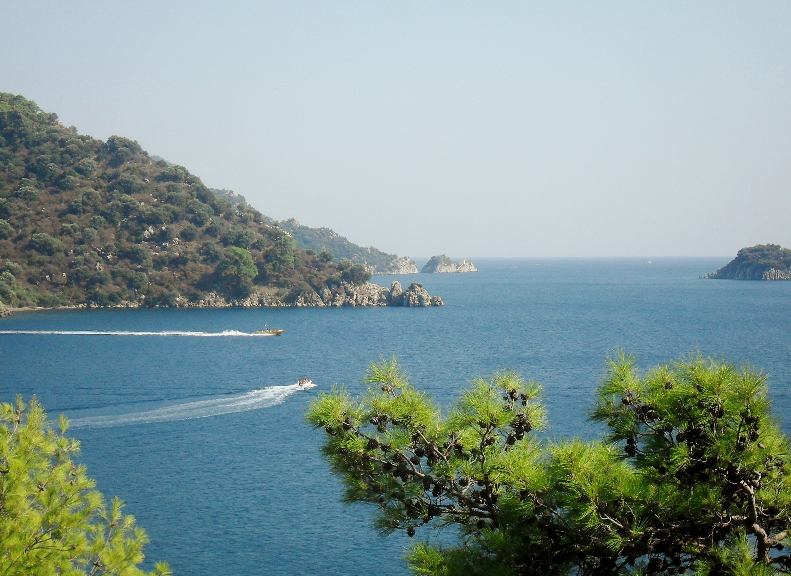   - 15  2018  18:00 - 3