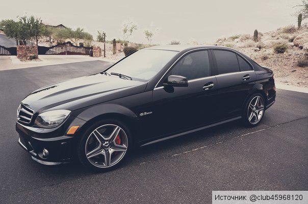 Mercedes-Benz C63 AMG