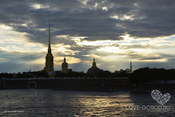 Петербург / фото.Петропавловский собор, Великокняжеская усыпальница, небоскреб «Лахта ...