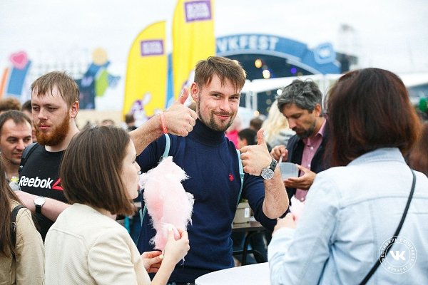 В конце июля у каждого будет возможность отправиться в дивный новый мир под названием VK Fest. 28 и ... - 4