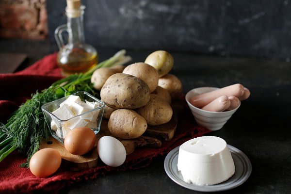 Сырный пирог с картофельной корочкой.Ингредиенты: Крупный картофель — 3 шт. (примерно 600 г) ... - 2