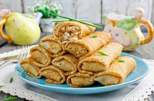 Начинка для блинчиков с рисом и мясом.Ингредиенты:Фарш мясной — 500 гЛук — 140 гРис — 90 гСоль — по ...
