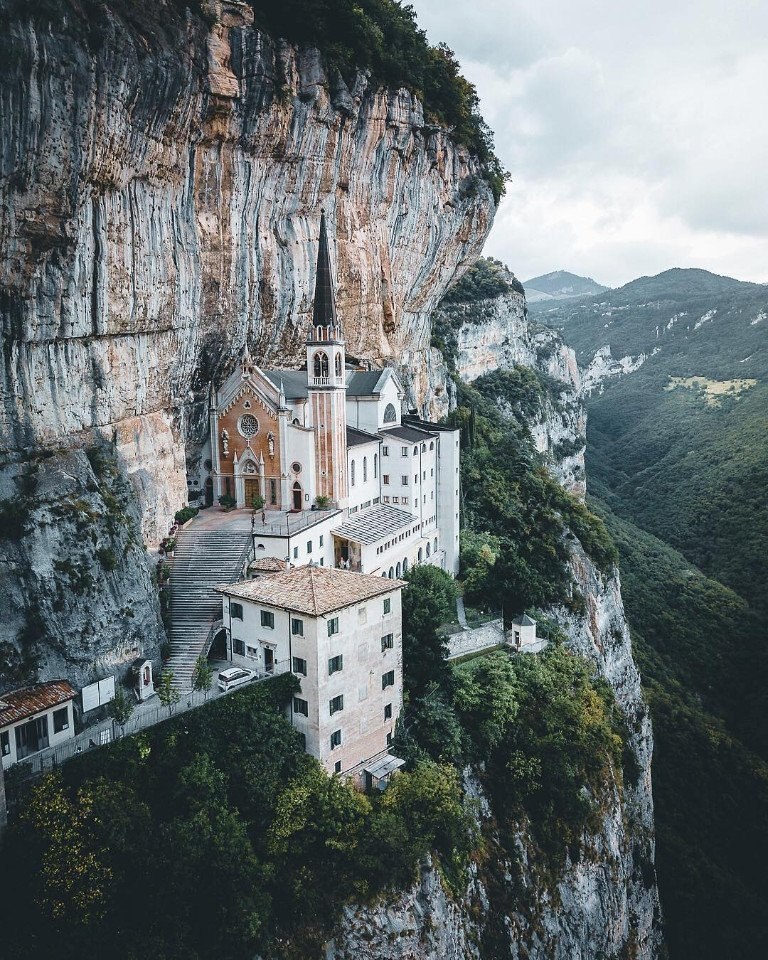    Santuario Madonna della Corona ().  ,    ...