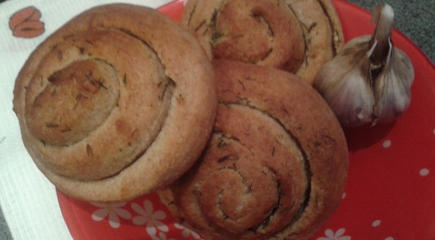 Чесночные булочки с кумином.Булочки с чесноком, зеленью и кумином порадуют вас весенним утром своим ...