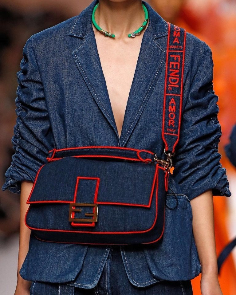  ,        Fendi  - ... - 6
