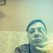 Dmitriy, 44 , -