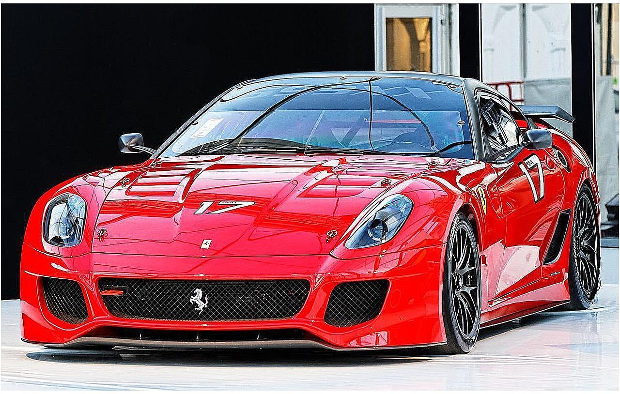 Ferrari 599XX.acaa copoc: 315 / Pao o 100 /: 2.9 ce ae: V12 - 6.0 . ...