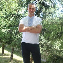 Nikolay, 49, 