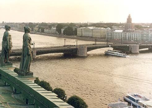 Семь магических мест Петербурга.1. Александровская колонна Одним из городских мест силы считается ...
