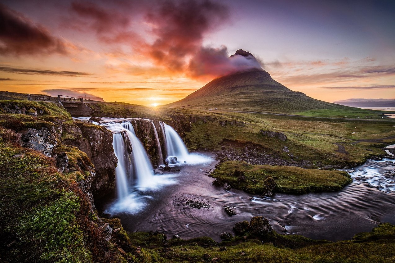   (Kirkjufell), .