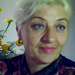 Elena, 63, 