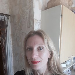 Polina, 45, 