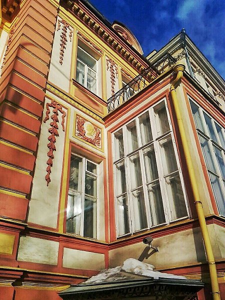 Готовы получить ответ? . 19 век ,шутка ли . Сейчас ее Спектаклей не видело уже несколько поколений.и ... - 2