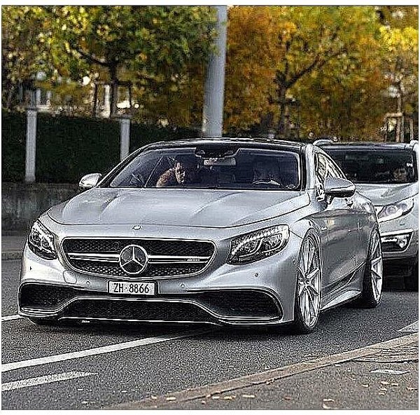 Mercedes-Benz S63 AMG Coupe
