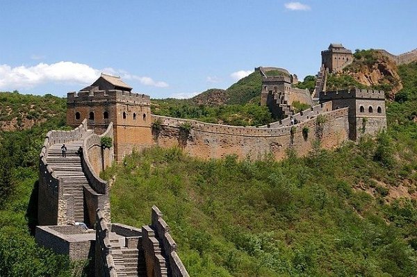 5 фактов о Великой Китайской стене, Китай.1. Первые участки стены начали строиться в III в.до н.э., ... - 5