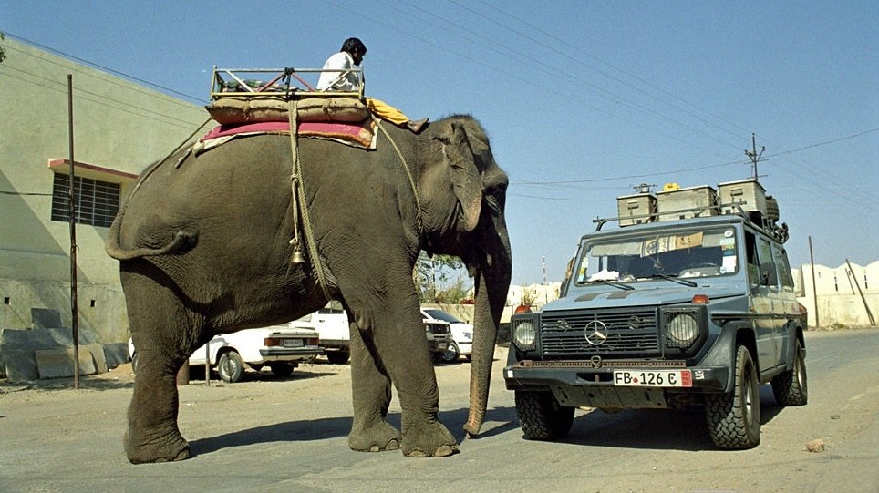 Когда -нибудь я выйду на пенсию и...... Однажды Гюнтер Хольторф и его жена Кристина решили съездить ...