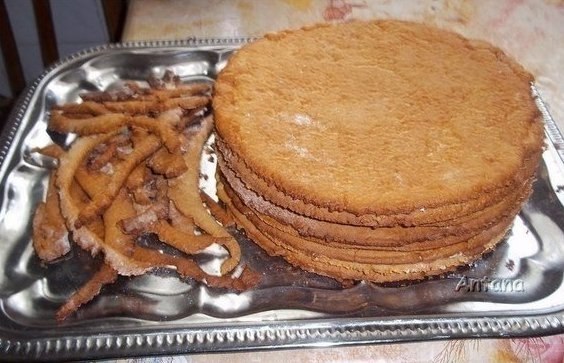 Медовик с заварным кремом - нежный, пропитанный, большой... Легко готовится, очень вкусный и ... - 2