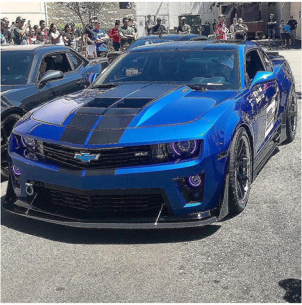 ea Chevrolet Camaro ZL1